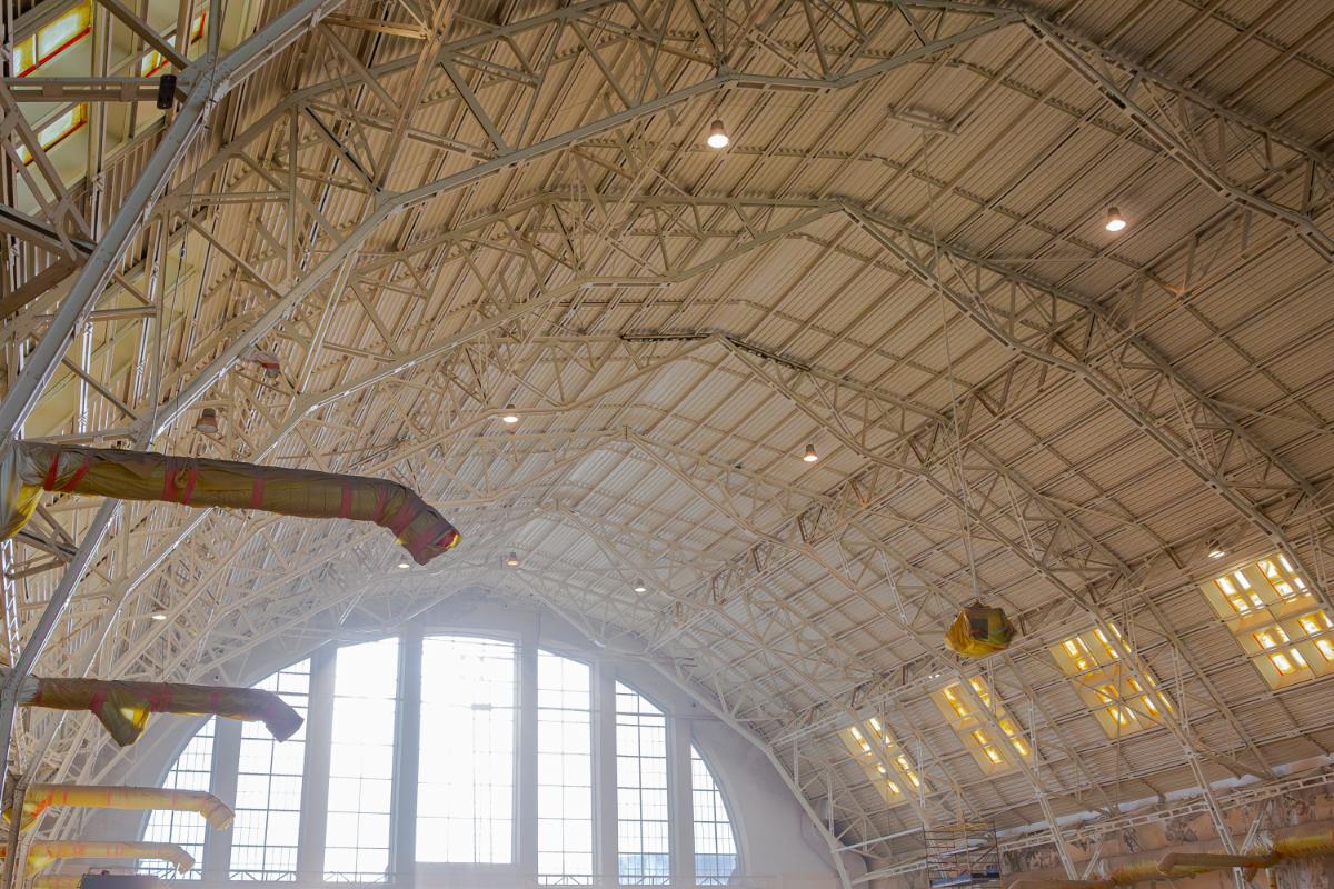 Atjauno Rīgas Centrāltirgus Sakņu paviljona vēsturiskās konstrukcijas