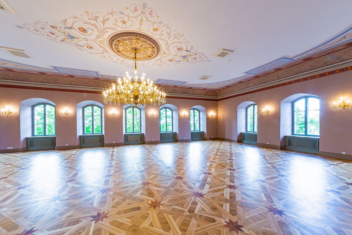 Pabeigta Krustpils pils Lielās zāles atjaunošana