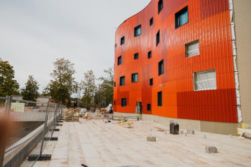 Paveikta liela daļa neatliekamo būvdarbu Stradiņa slimnīcas A2 korpusā