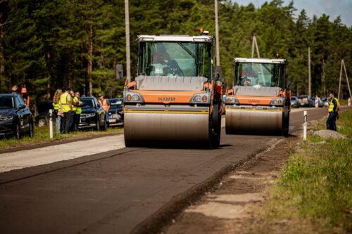 Latvijā pirmo reizi ceļu seguma atjaunošanā izmanto BSM tehnoloģiju