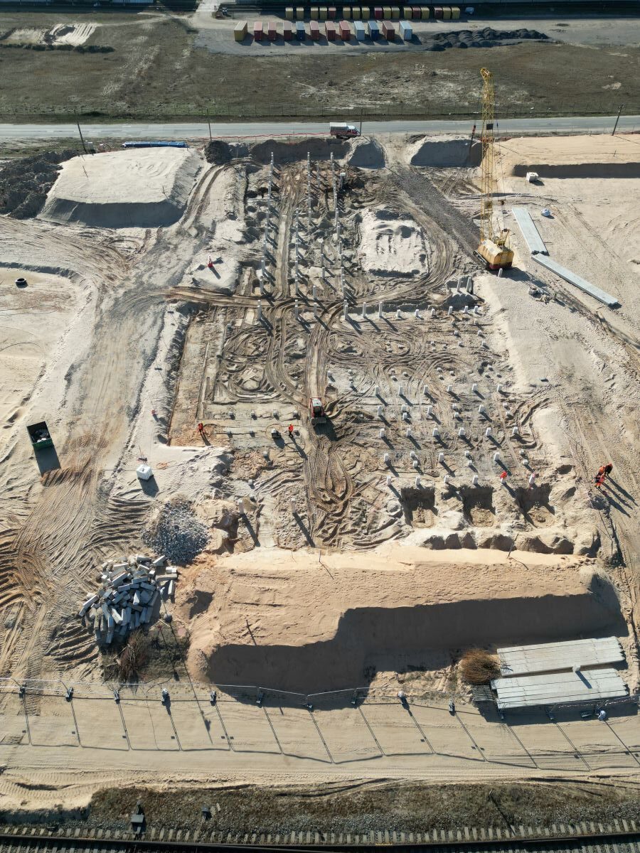 Turpinās robežšķērsošanas infrastruktūras izveides darbi Kundziņsalā