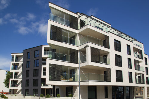 Apdares plāksnes ar raksturu