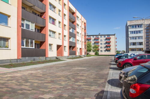 Ventspilī piešķir līdzfinansējumu māju pagalmu labiekārtošanai