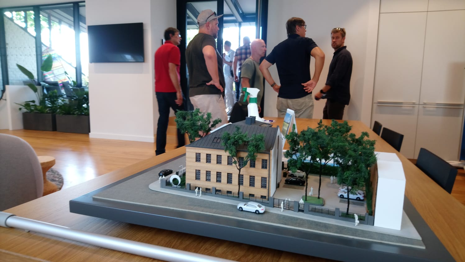 Skates žūrija sākusi apskatīt objektus