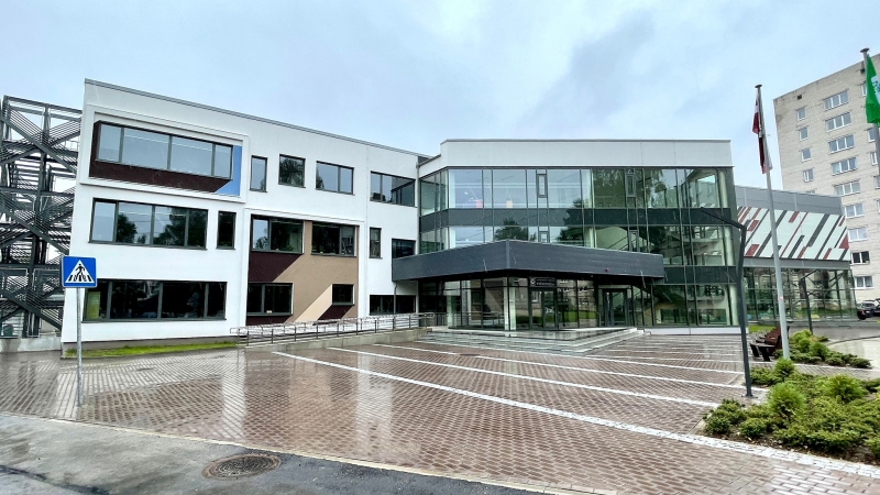 Aizkraukles novada vidusskolai tapusi piebūve