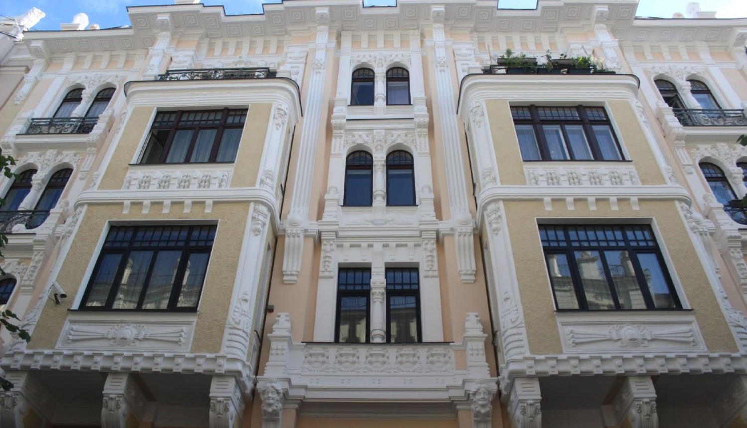 Informēs par atbalstu kultūrvēsturisko ēku atjaunošanai