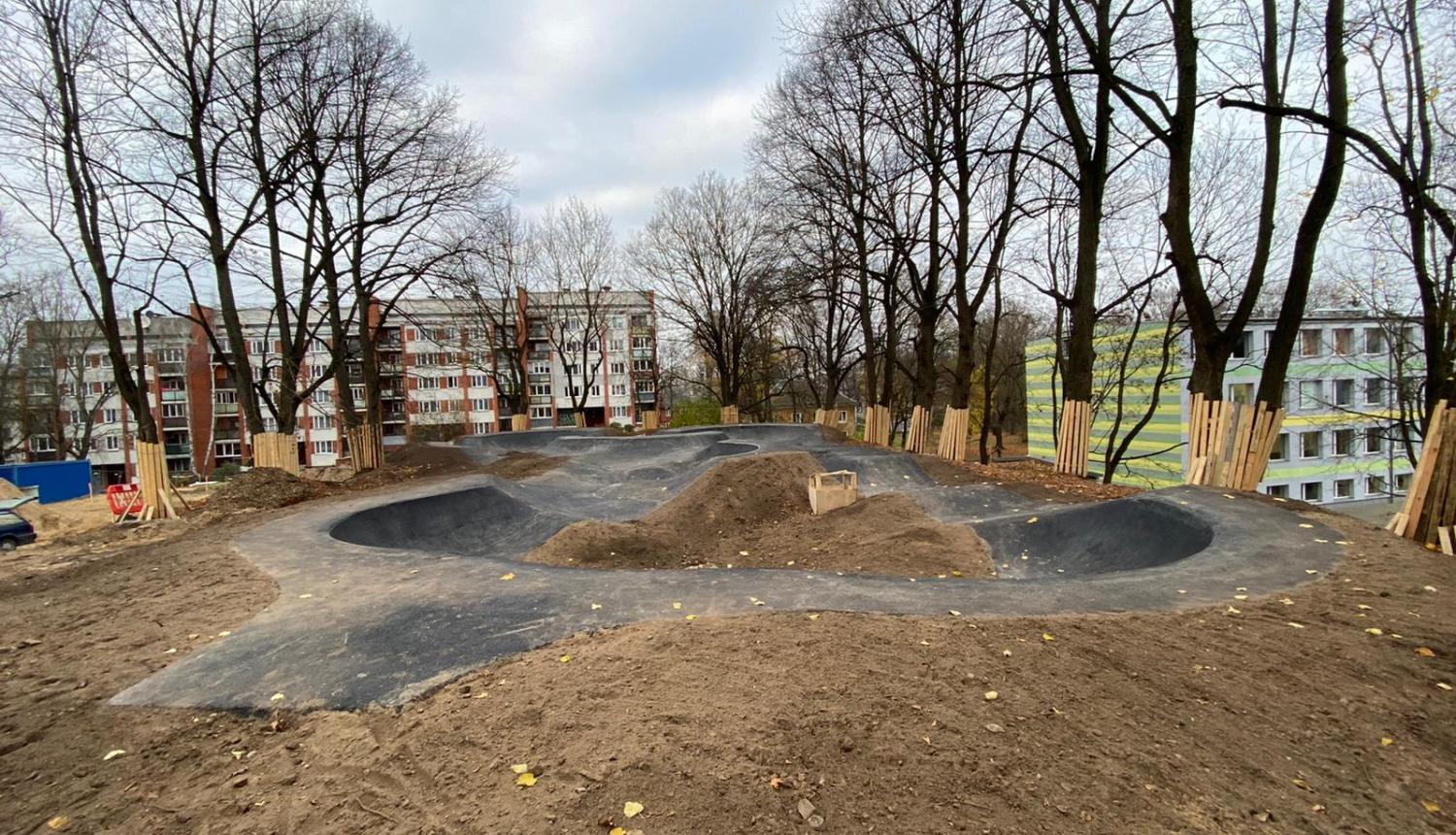 Aldara parks pamazām iegūst jaunus vaibstus