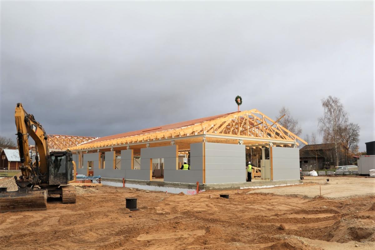 Aizvadīta “Biznesa stacijas diena” jaunajā ražošanas ēkā Alūksnē