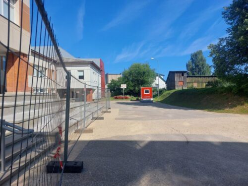 Alūksnē labiekārto pie skolām esošo publisko ārtelpu