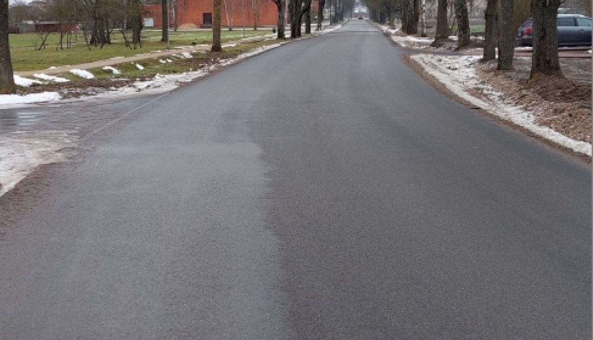 Dobeles novada Auros par pusmiljonu eiro pārbūvēta Skolas iela