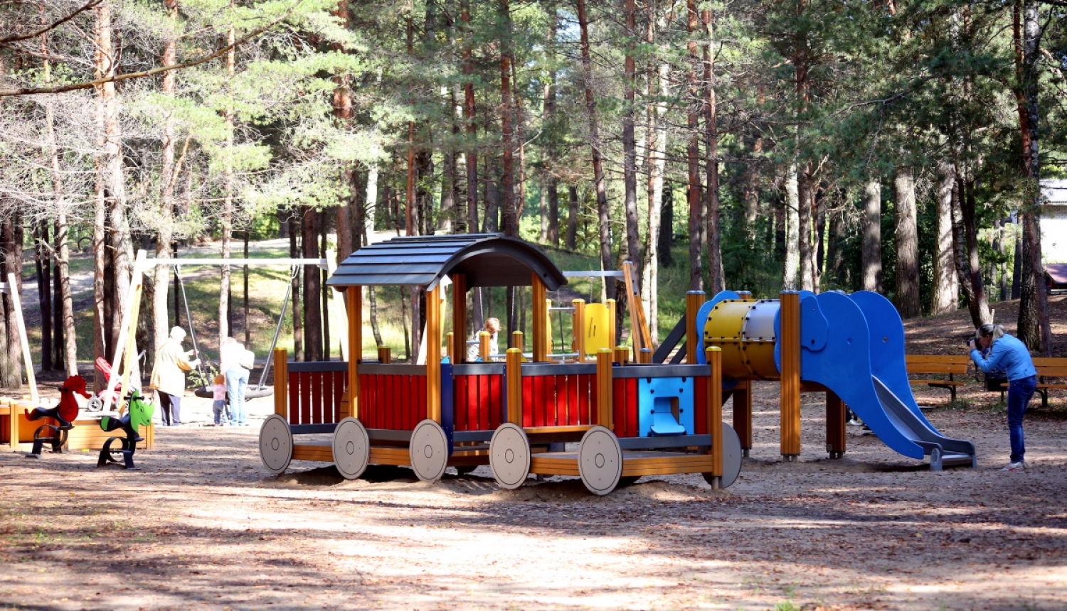 Jaunatnes dārzā Rīgā taps jauns bērnu rotaļu laukums