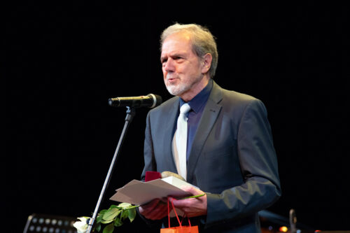 Būt virsotnē, ko liktenis noteicis