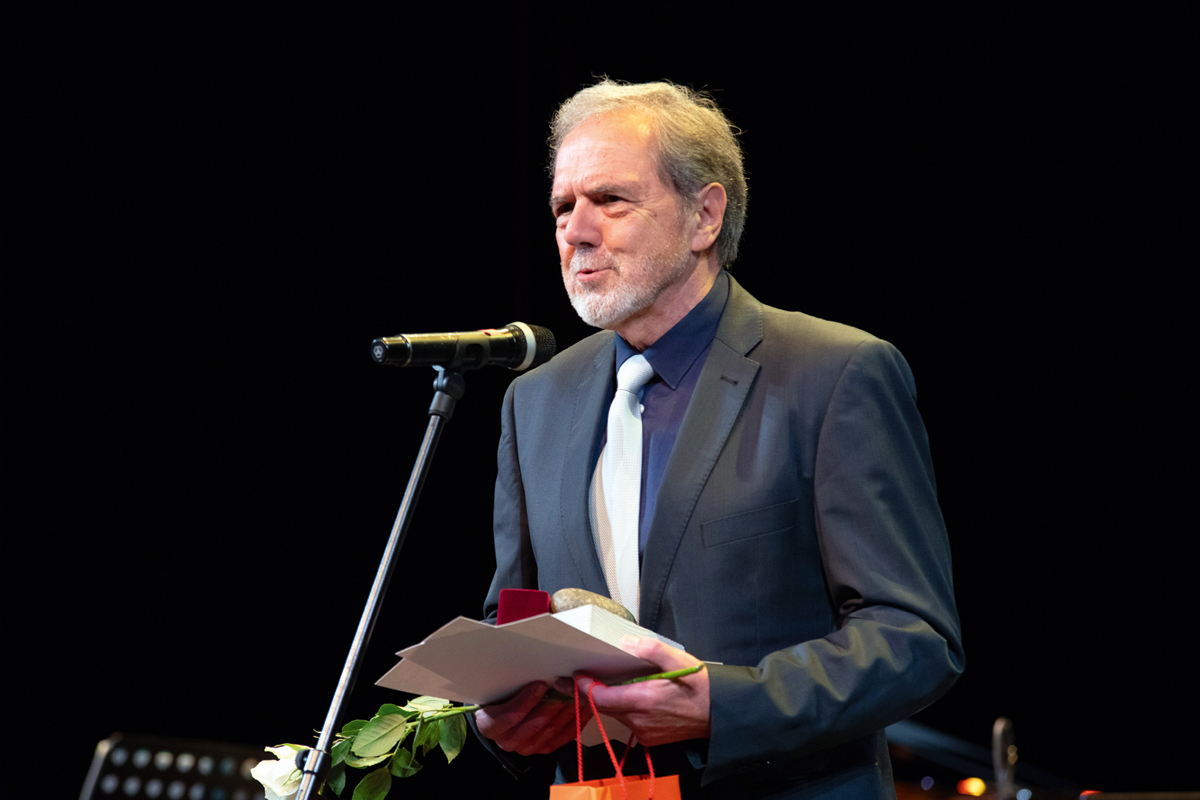 Būt virsotnē, ko liktenis noteicis