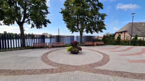 Labiekārtots Bocmaņa laukums Salacgrīvā