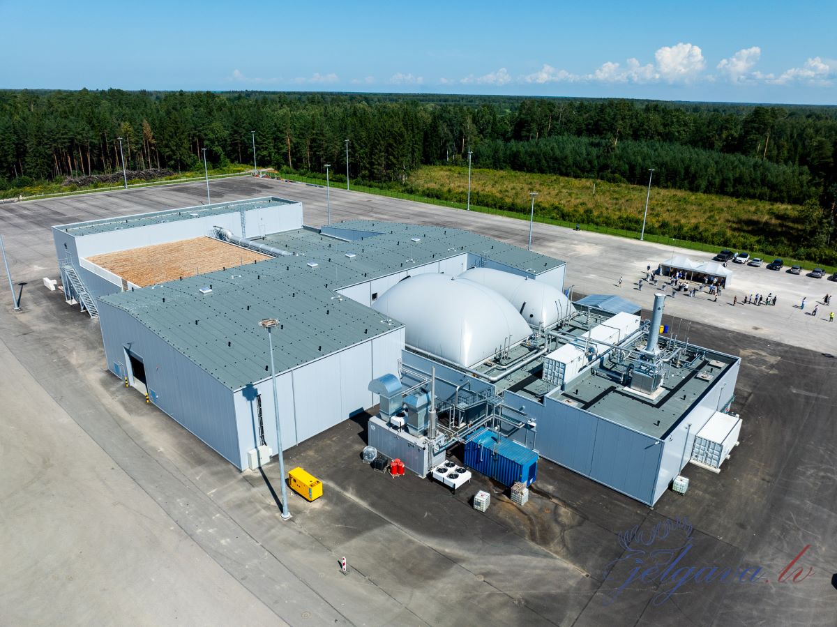 Atklāta jaunizbūvētā atkritumu pārstrādes rūpnīca poligonā “Brakšķi”