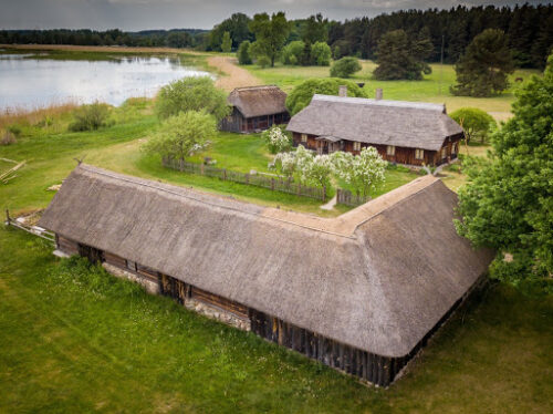 Valdība apstiprina finansējumu Brīvdabas muzeja un operas ēku remontam