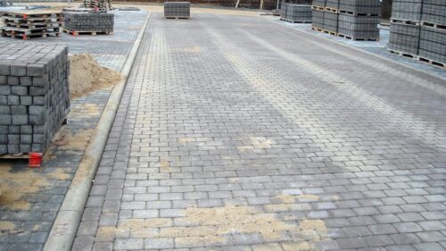 Ventspilī Jūras ielā labiekārtos brauktuves segumu