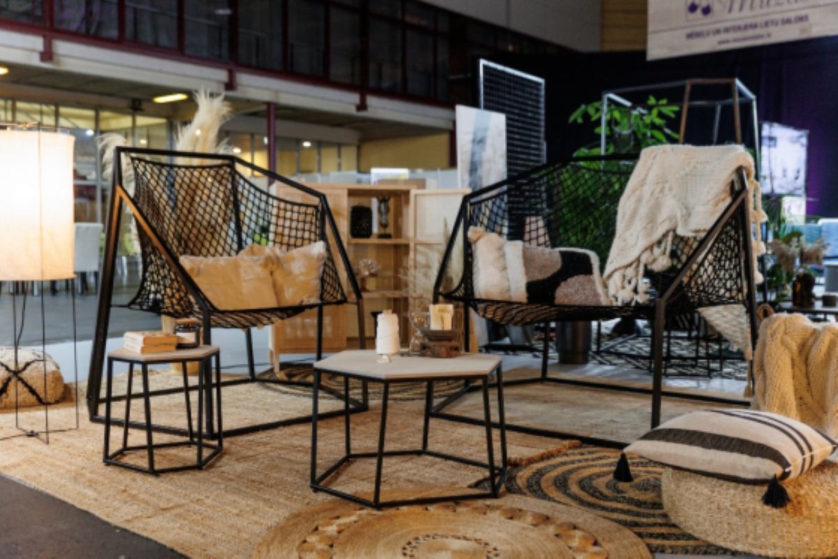 Tuvojas starptautiskā izstāde “Furniture & Design Isle 2022”