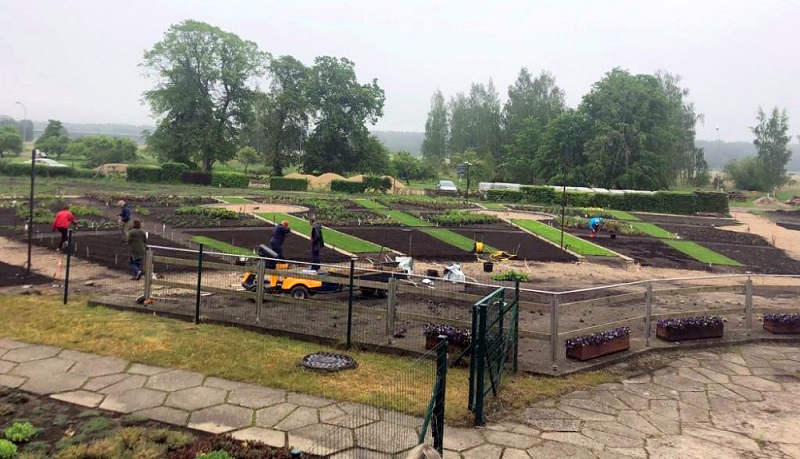 Bulduru Dārzkopības vidusskolā top viedais dārzs