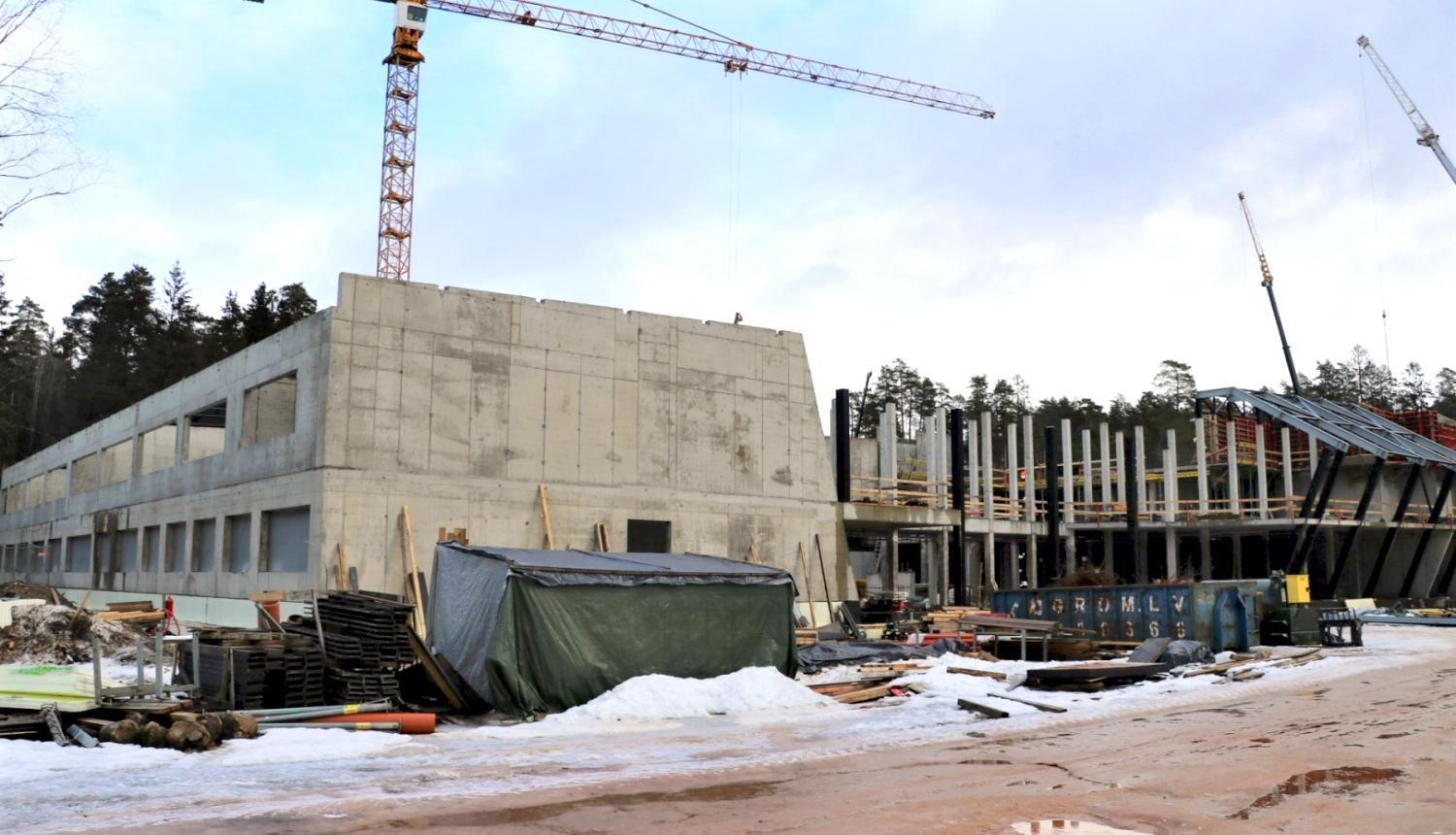 Ogres novadā vairākos objektos notiek būvdarbi