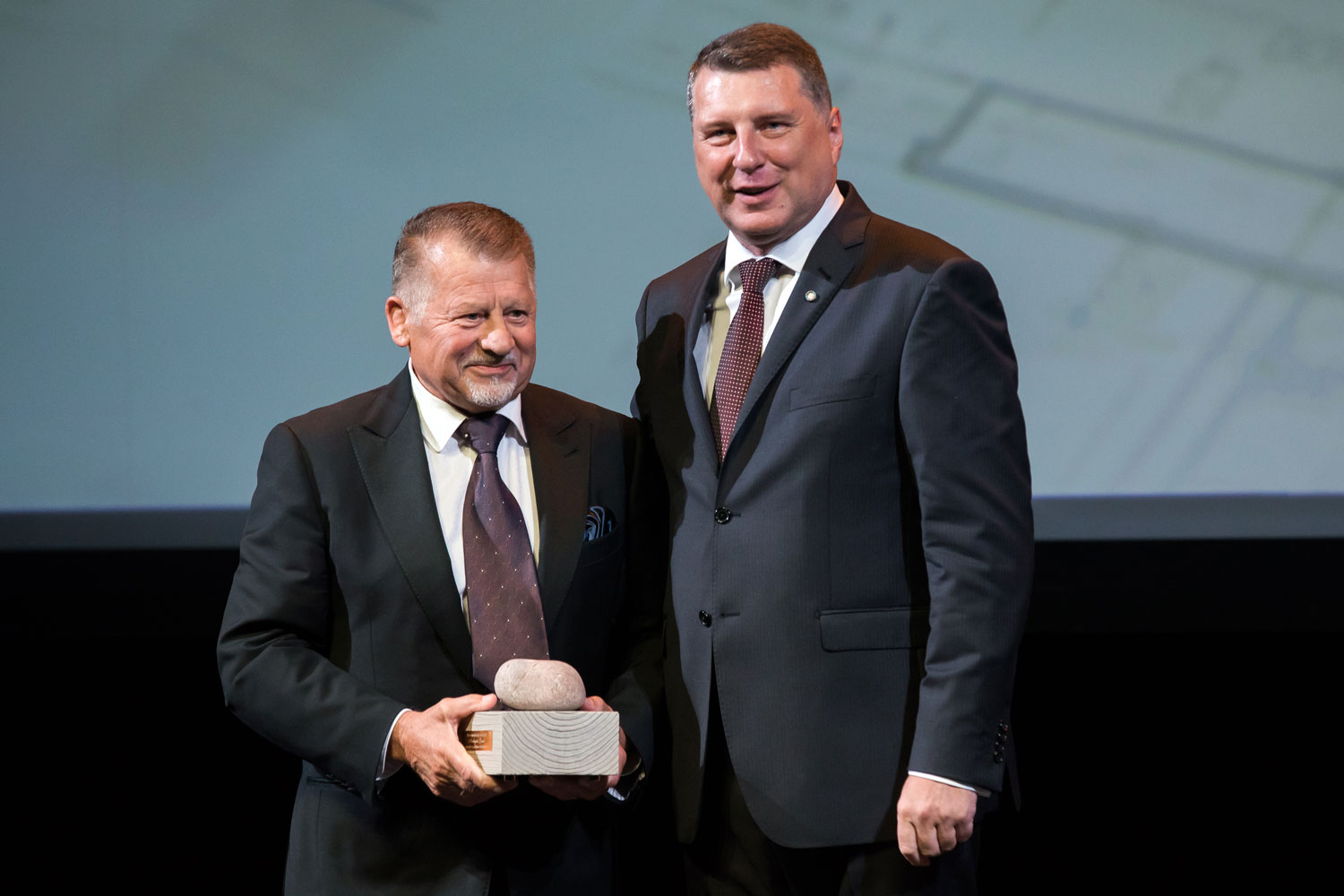 Andrejs Loze: pagodinājums profesionāļu vidē