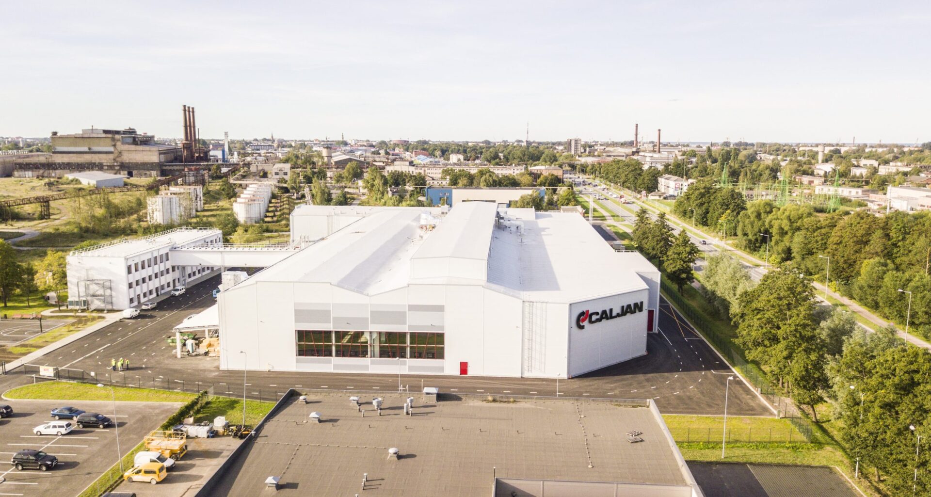 Ekspluatācijā nodota Liepājas SEZ uzņēmuma “Caljan” jaunā ražotne