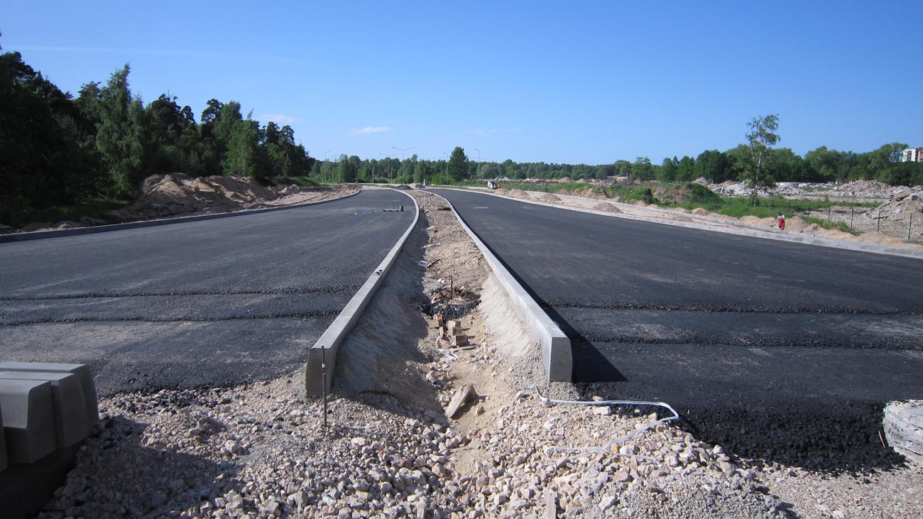 Aizliedz slēgt līgumu par Austrumu maģistrāles būvuzraudzību