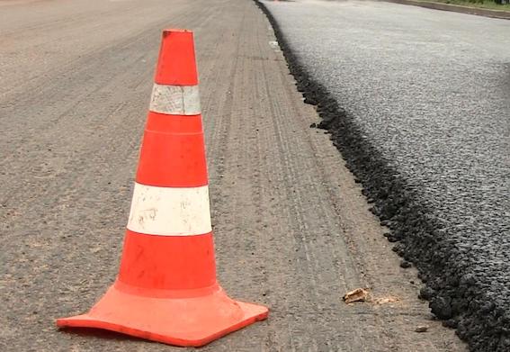 Uz vairākiem ceļiem Latgalē un Vidzemē atjauno segumu