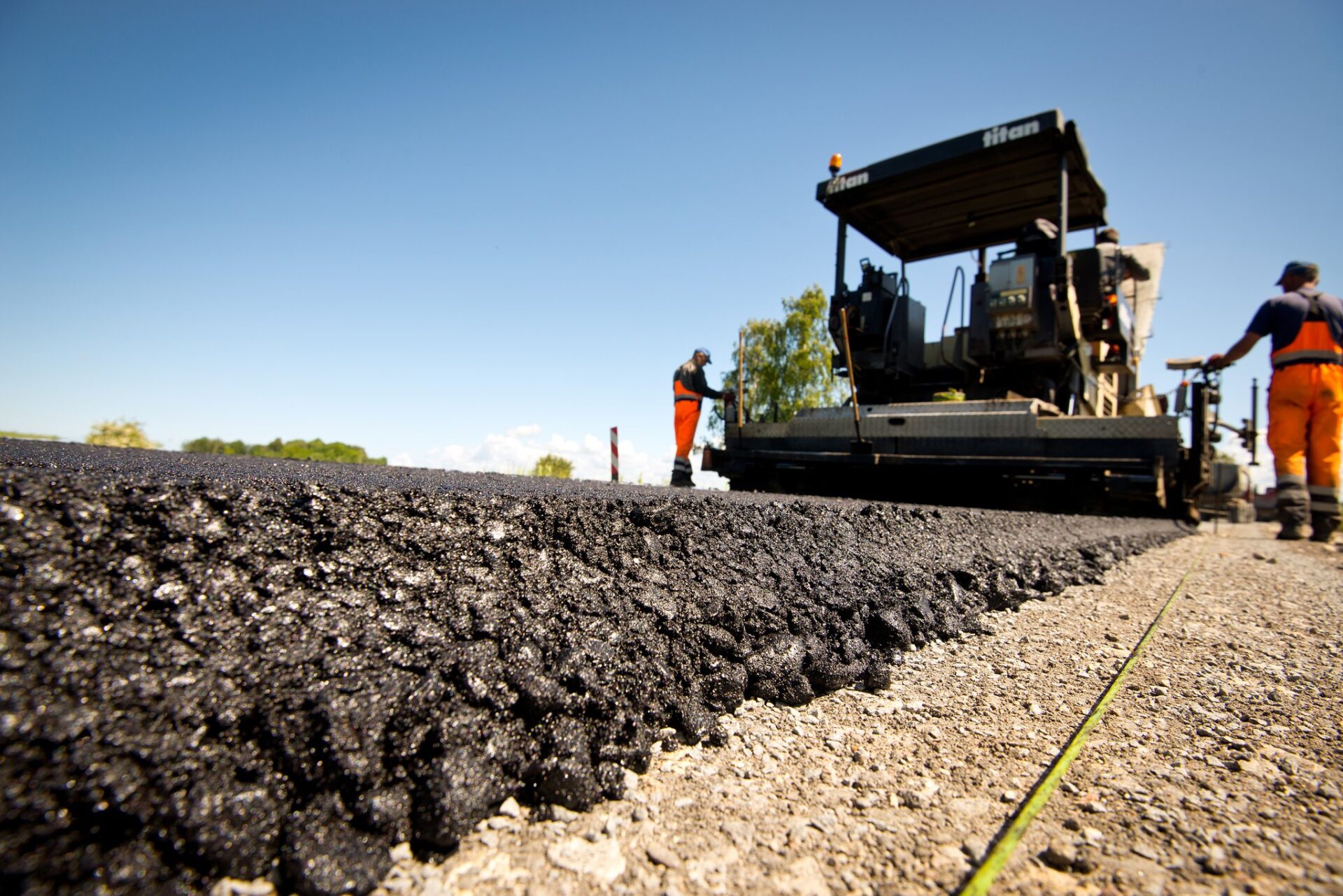 Pārbūvēts Ērgļu un Juglas papīrfabrikas ceļu krustojums