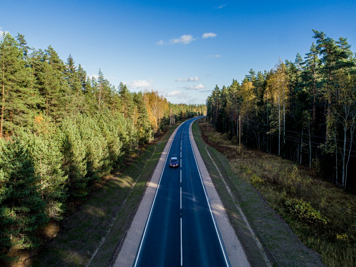 Joprojām turpinās būvdarbi valsts ceļu tīklā