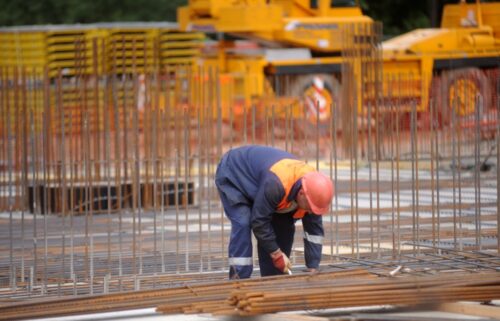 Būvniecības produkcijas apjoms 2. ceturksnī samazinājies par 1,5%