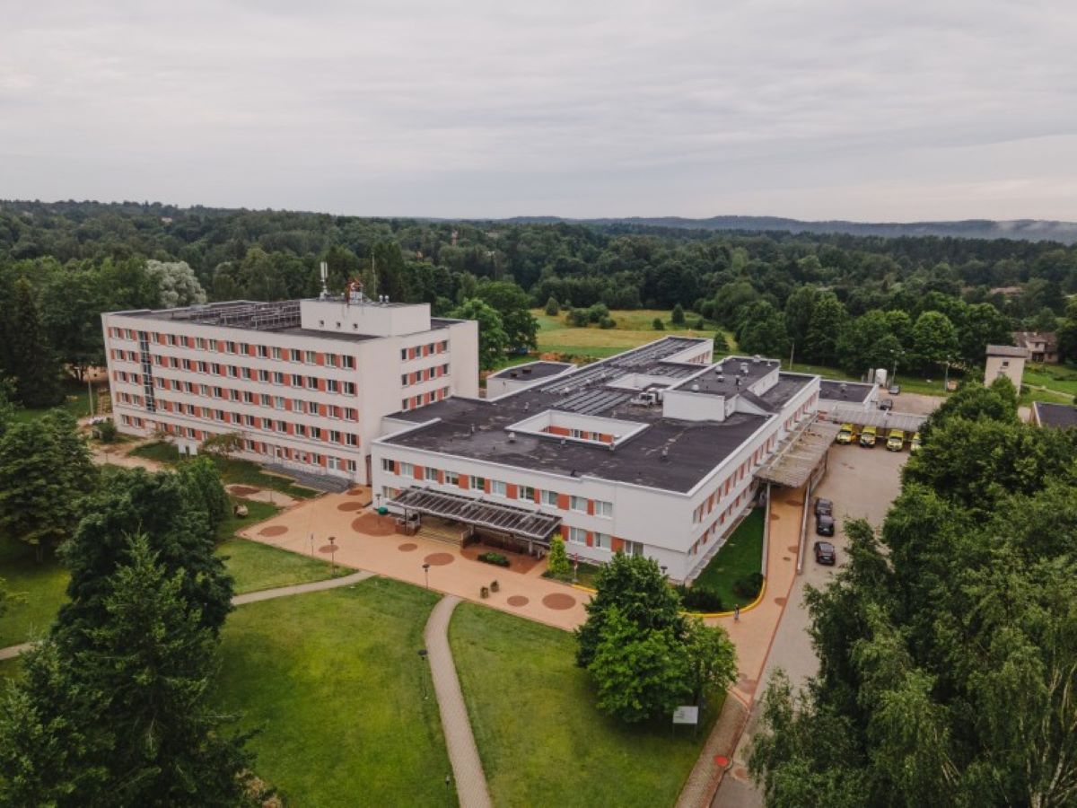 Sāks pārbūves darbus Cēsu klīnikas Bērnu veselības centrā