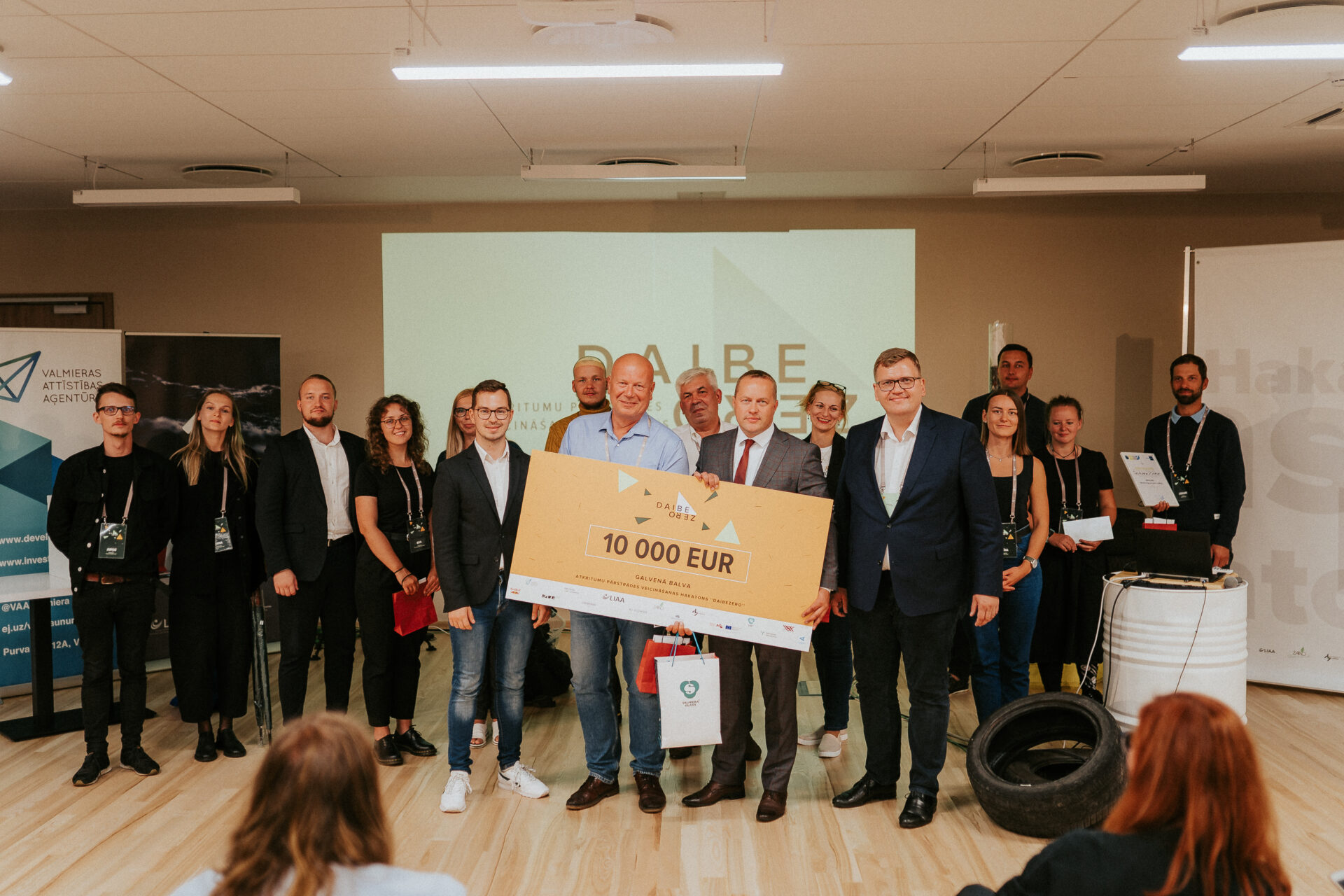 Attīstīs ideju par stikla šķiedras atkritumu pārstrādi ķieģeļos