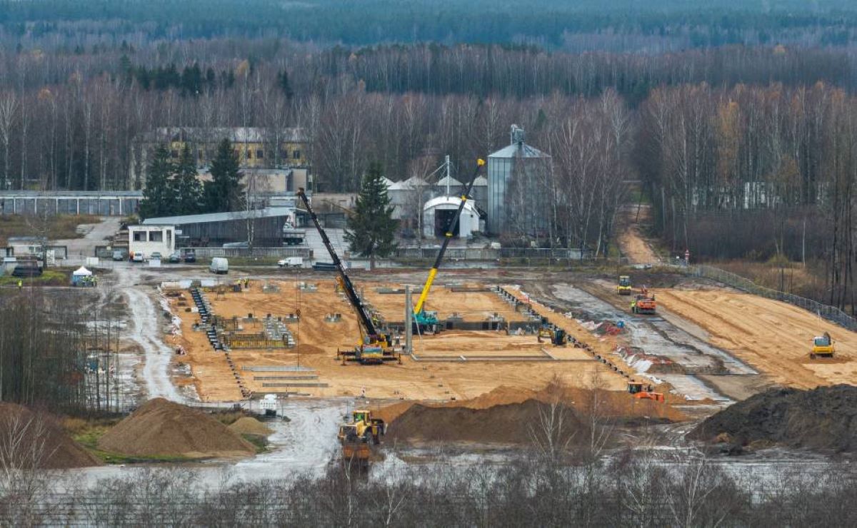 Daugavpilī iemūrēta laika kapsula “ALTOP” industriālā parka pamatos