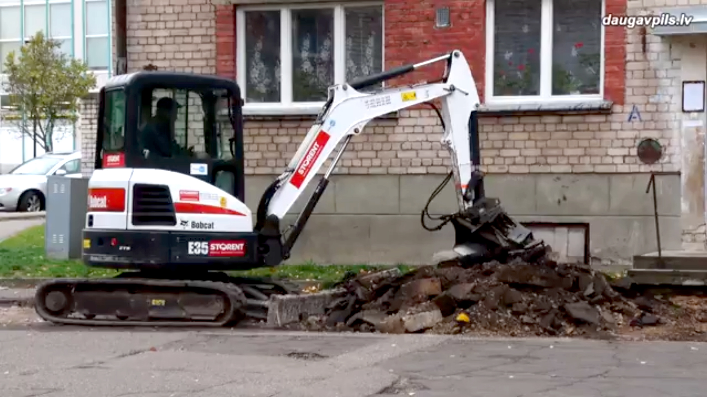 Daugavpilī pašvaldība palīdz labiekārtot daudzdzīvokļu māju pagalmus