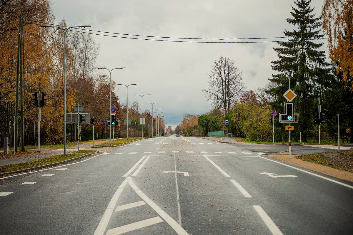 Pārbūvēts Daugavpils šosejas posms Lielvārdē
