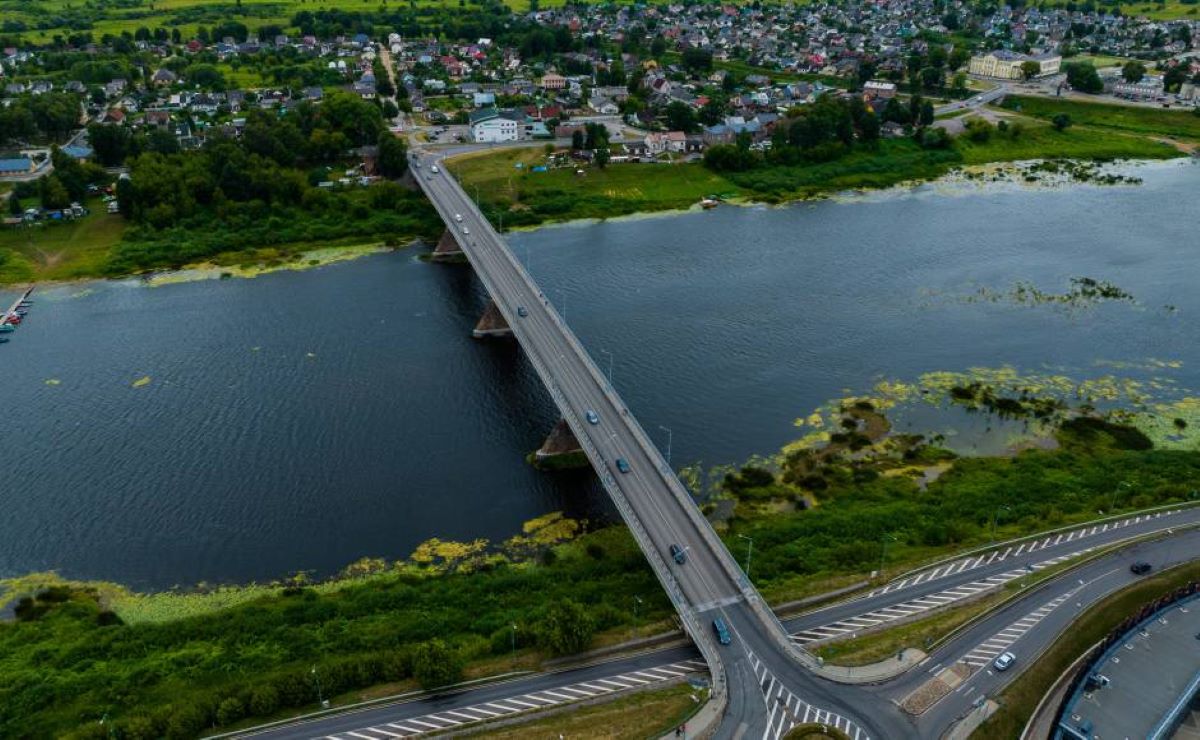 Daugavpilī plāno pārbūvēt Vienības tiltu pār Daugavu