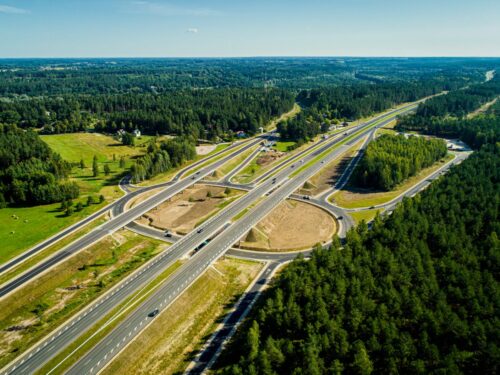 FOTO: Svinīgi atklāts Vidzemes šosejas 