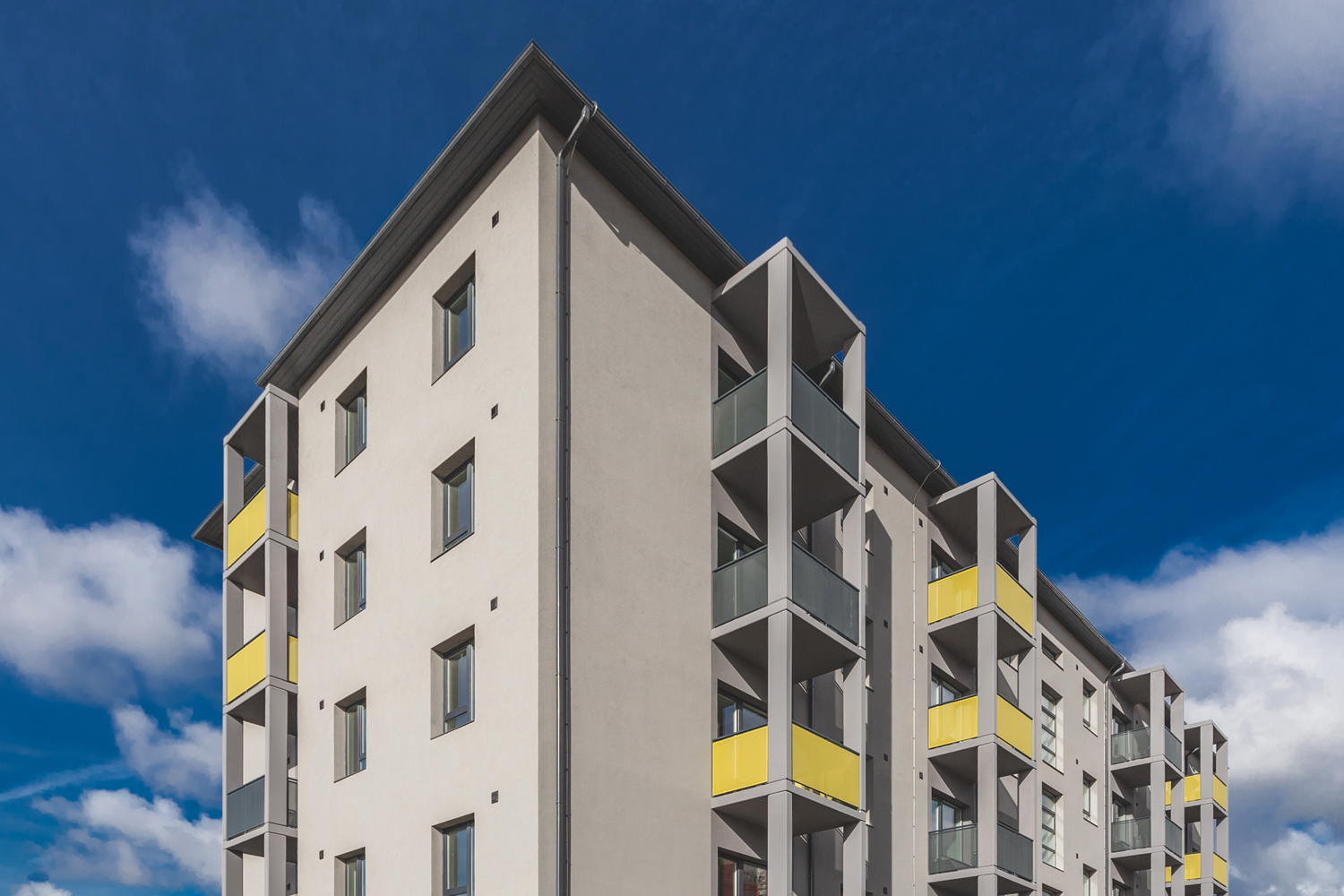 Lielākie mājokļu attīstītāji Latvijā pēc pārdošanas ieņēmumiem