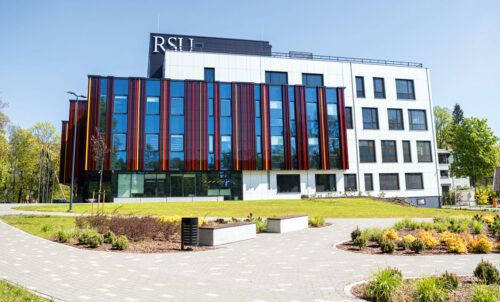 Ēka nākotnes izcilībām