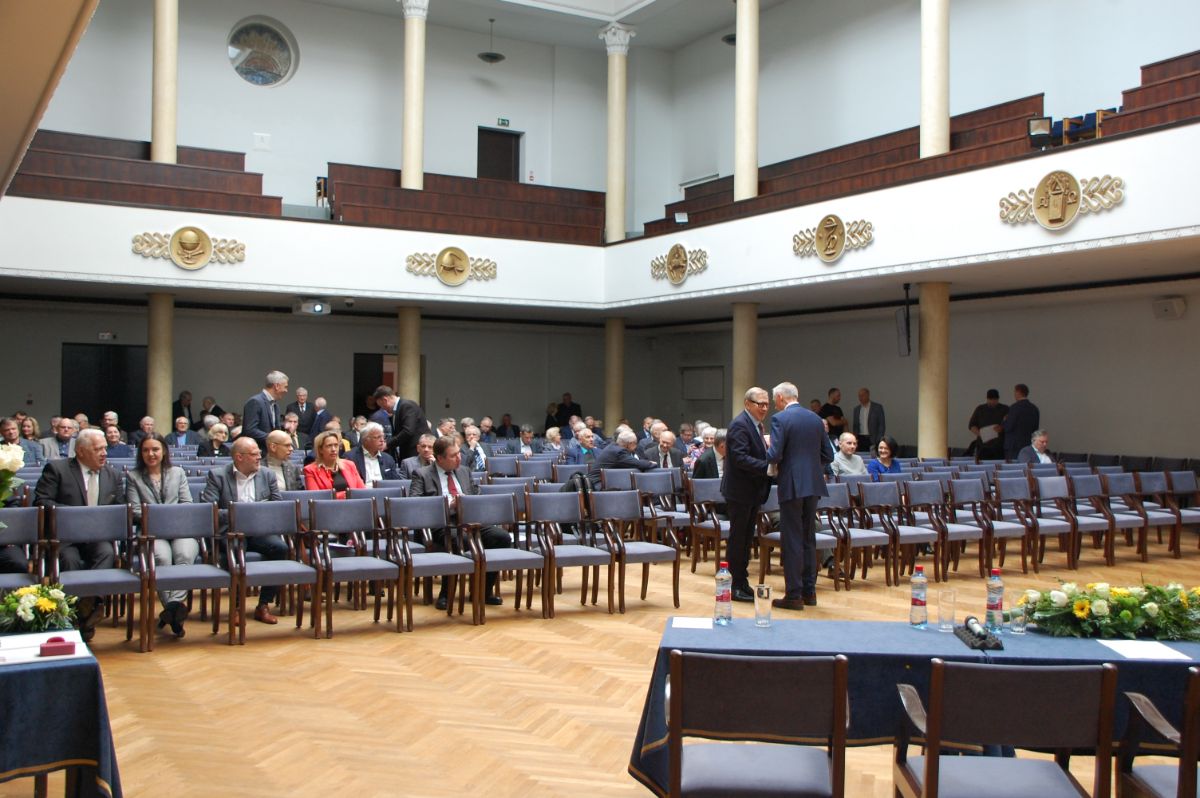 LBS 34. kongress godam aizvadīts