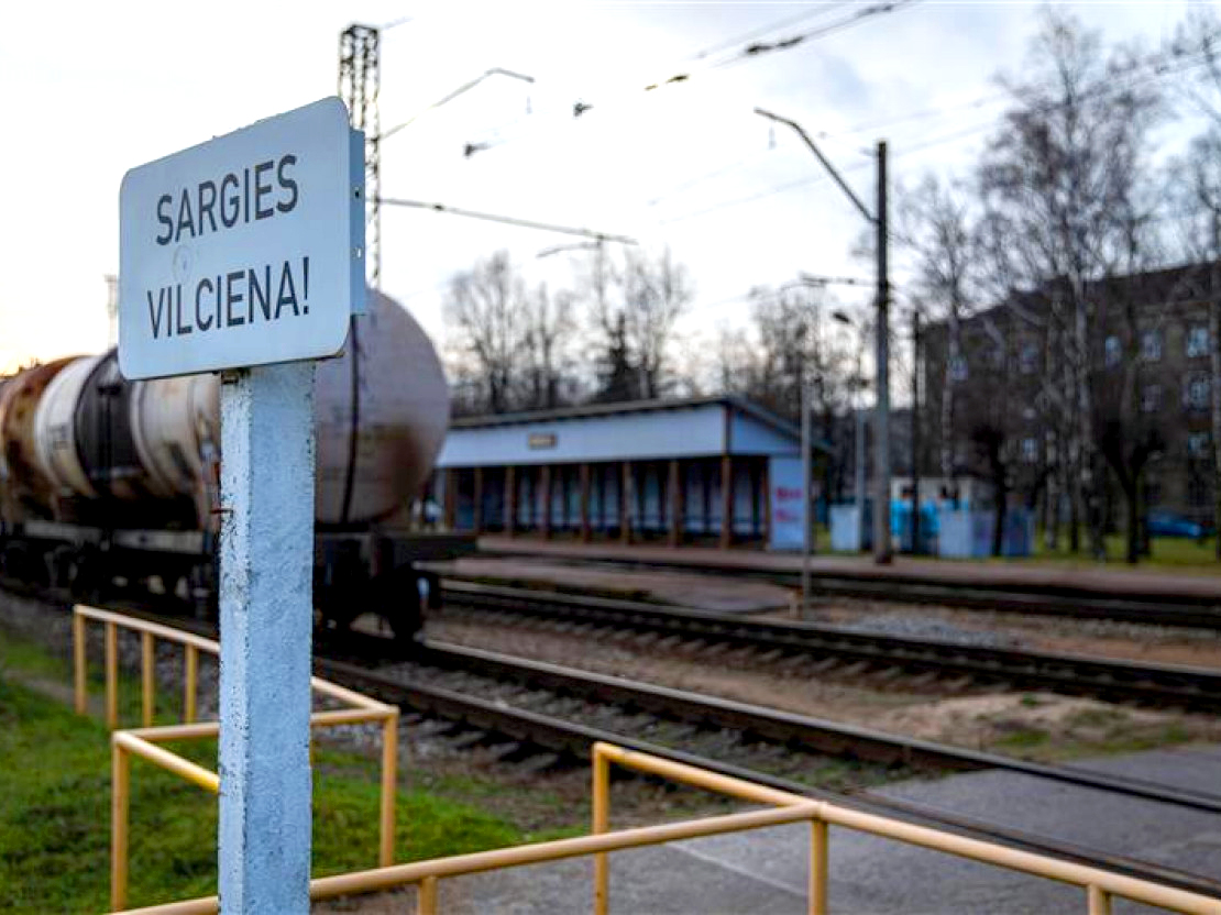 Modernizē dzelzceļa posmu Sarkandaugava–Ziemeļblāzma