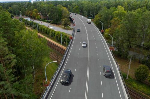 Sākti Dzintaru dzelzceļa pārvada būvdarbi kreisajā pārvada pusē