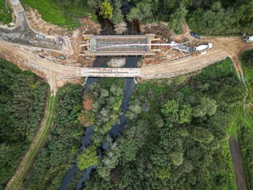 Cēsu novada Zosēnos top jauns tilts pār Gauju