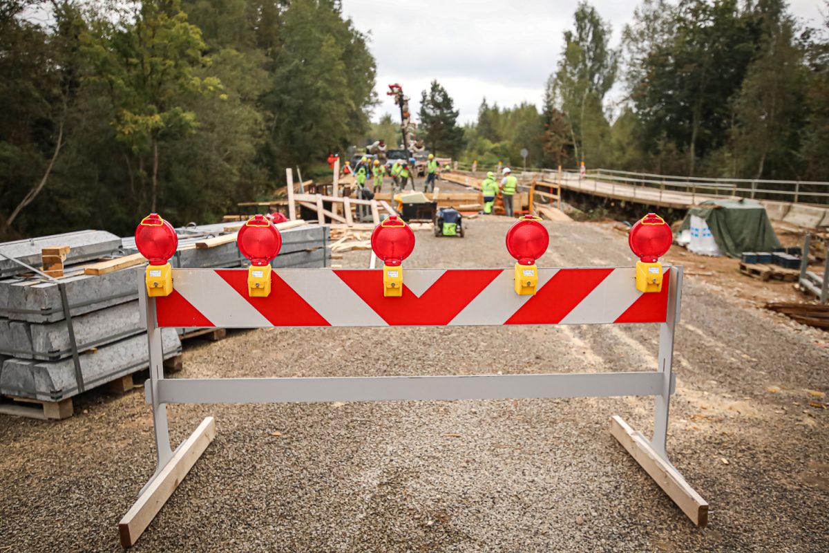 Sākta tilta pārbūve pār Svētes upi Jelgavas novada Vilces pagastā