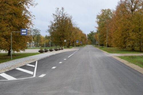 Atklāta pārbūvētā Liepu iela Grenctālē