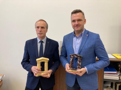 Piesaki objektu skatei 