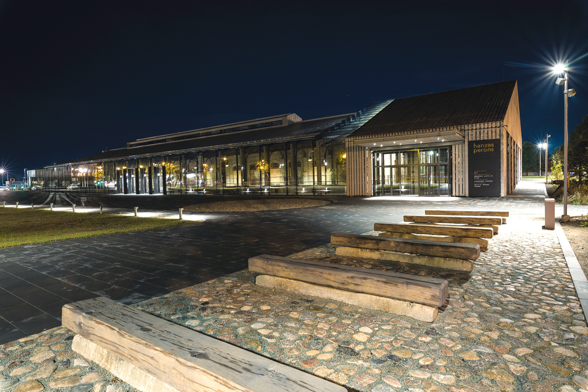 Aug būves un to radītāji