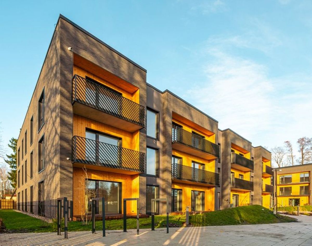 Ekspluatācijā nodots dzīvojamo ēku projekts “Annenhof Mājas” Rīgā, Imantā