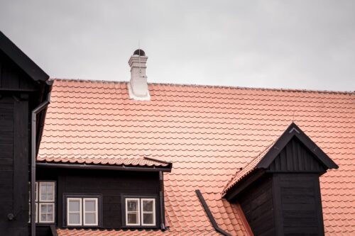 Liepājā restaurēta Hoijeres kundzes viesnīcas ēka